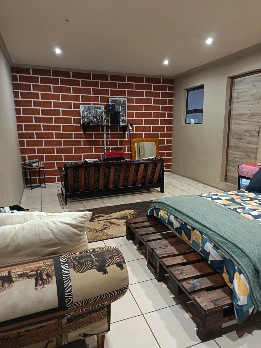 4 Bedroom Property for Sale in Tuscany Glen Western Cape